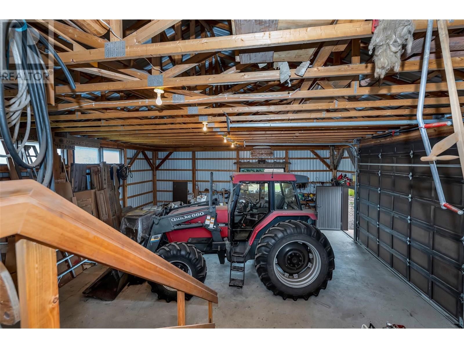 202 Stepping Stones Crescent, Spallumcheen, BC