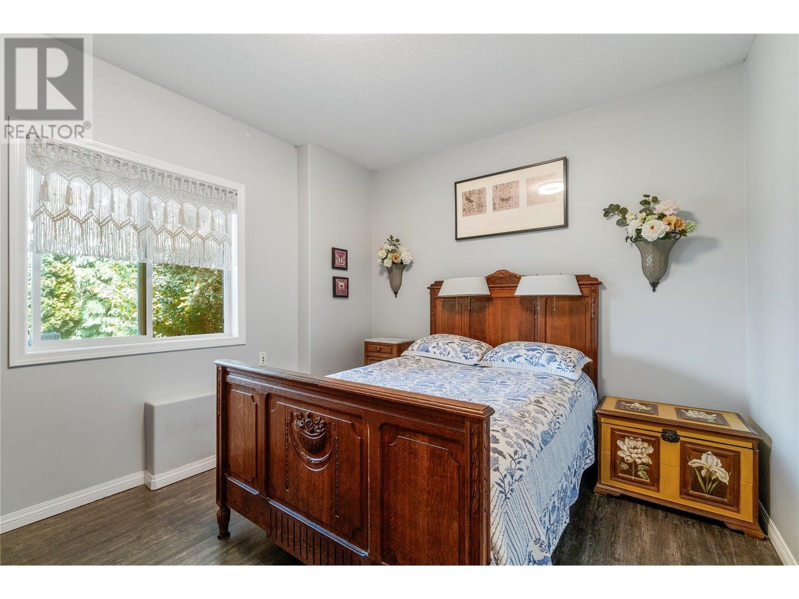 2662 Blind Bay Road, Blind Bay, BC - Indoor Photo Showing Bedroom
