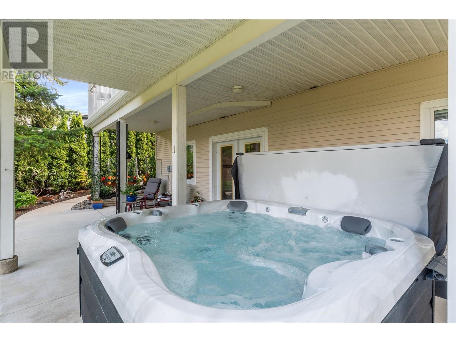 2662 Blind Bay Road, Blind Bay, BC - Outdoor With Deck Patio Veranda With Exterior