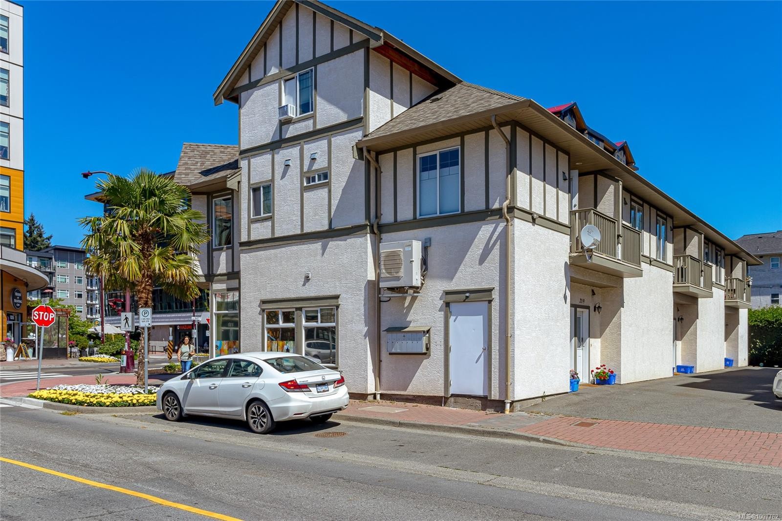 105-2849 Peatt Rd, Langford, BC