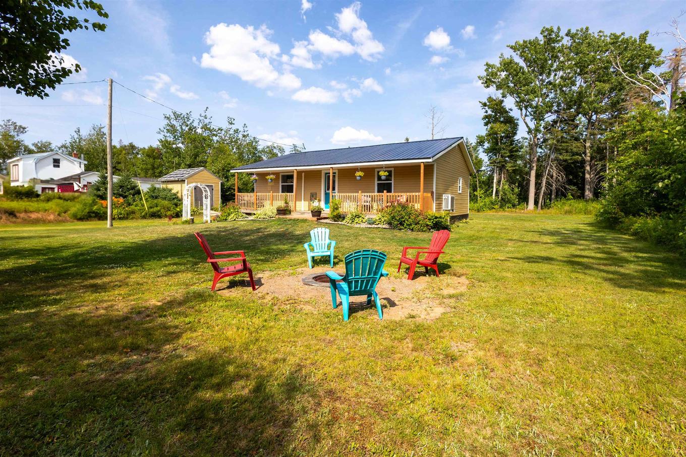 94 Watts Road, York, PE