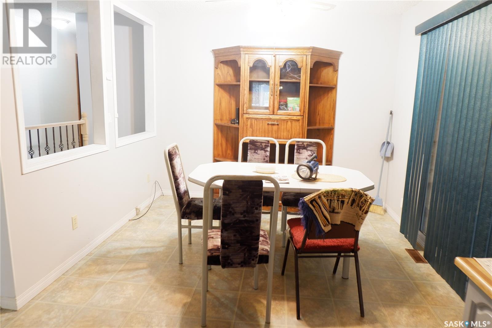 235 King Street, Coronach, SK - Indoor Photo Showing Dining Room