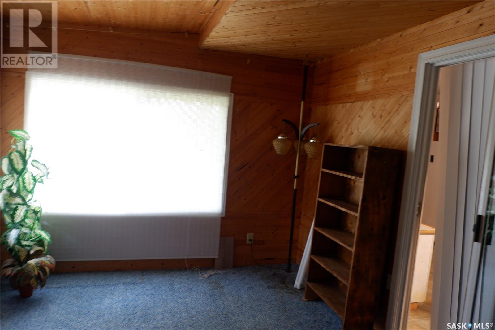 235 King Street, Coronach, SK - Indoor