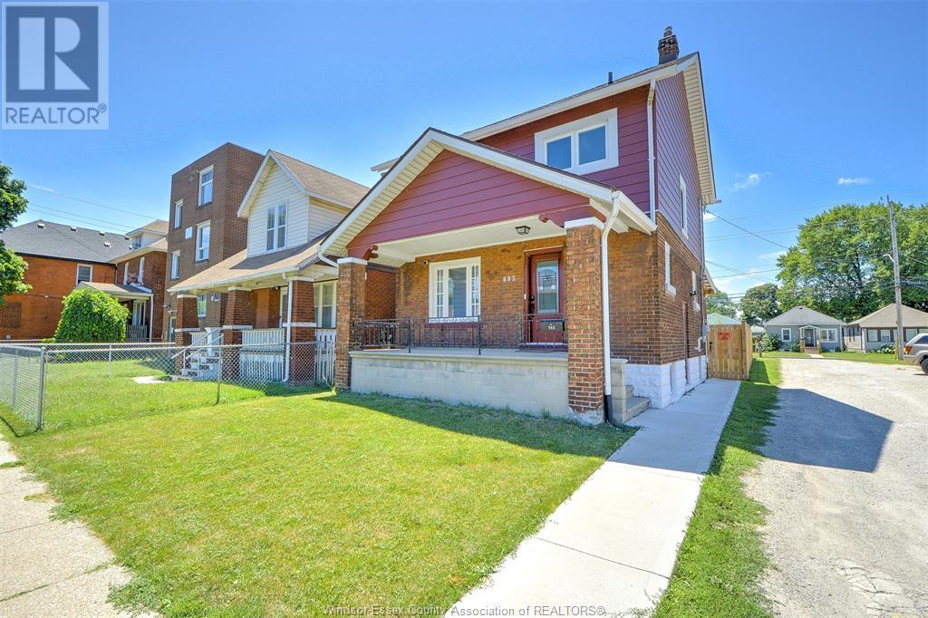 883 Pillette Road, Windsor, ON - Outdoor With Facade