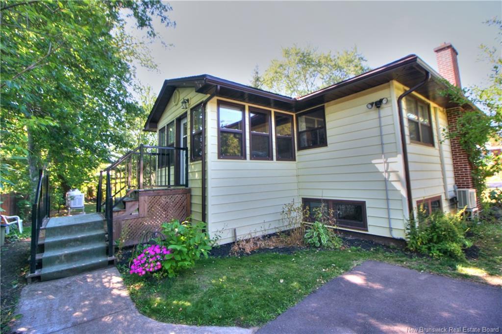 1 Pitt St, Riverview, NB