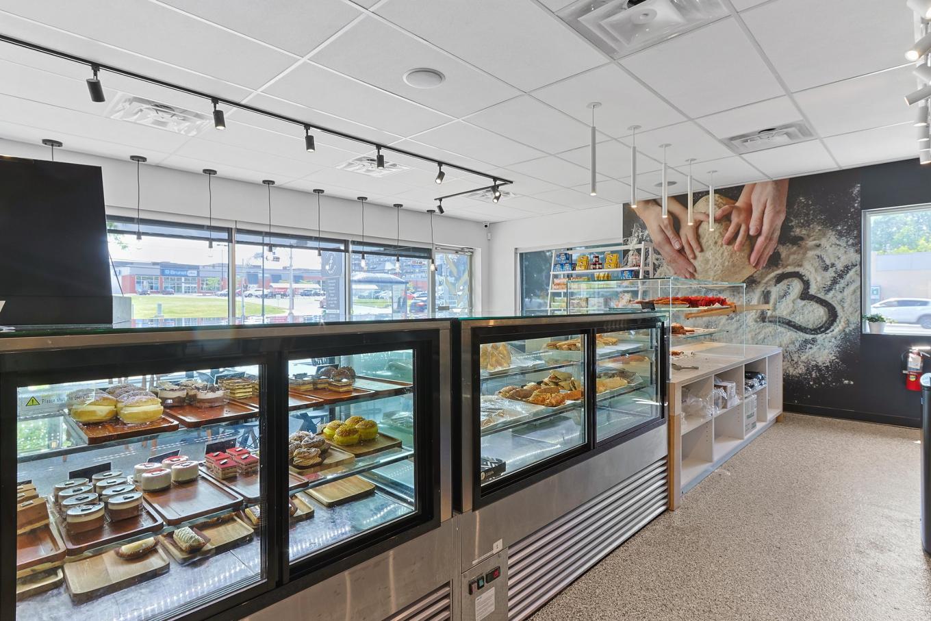 Interior - 108 Rue Principale, Châteauguay, QC - Indoor Photo Showing Other Room