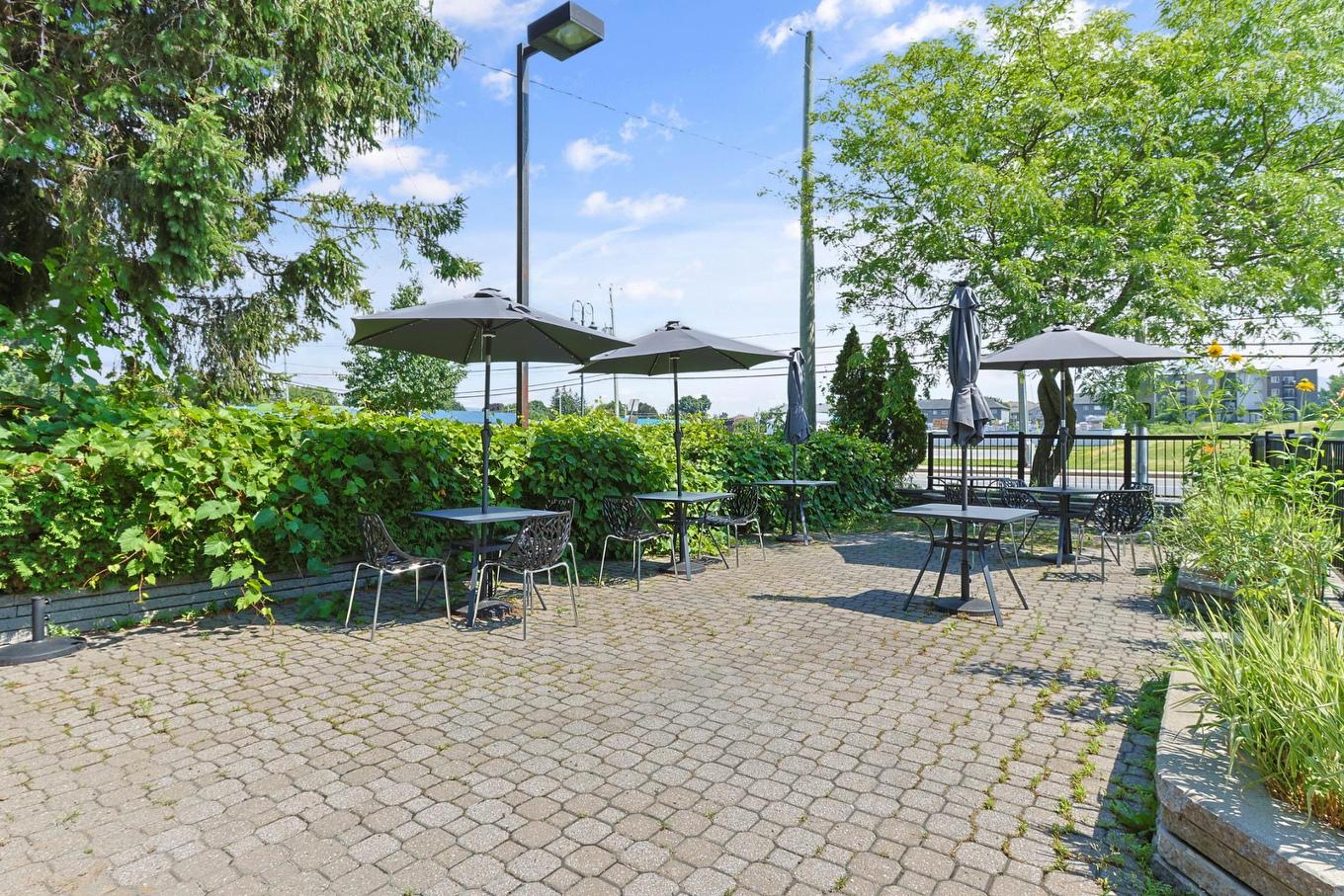 Patio - 108 Rue Principale, Châteauguay, QC - Outdoor