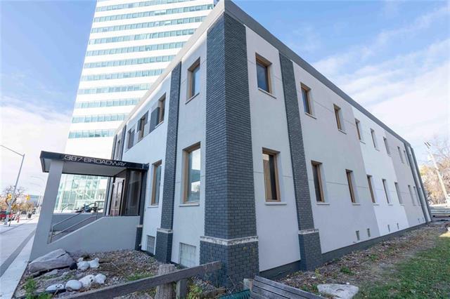 387 Broadway, Winnipeg, MB