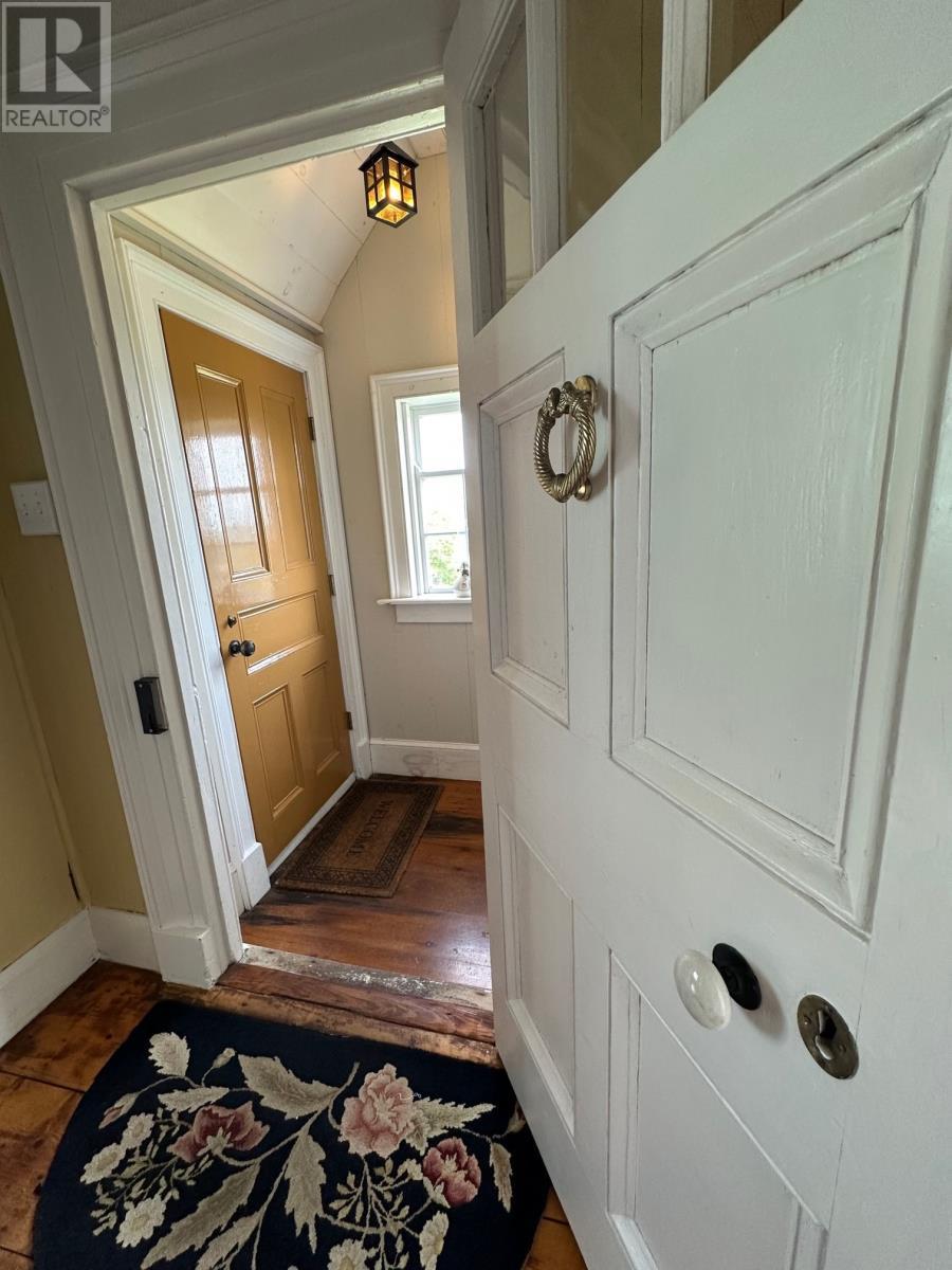 19 West Street, Trinity, NL - Indoor Photo Showing Other Room