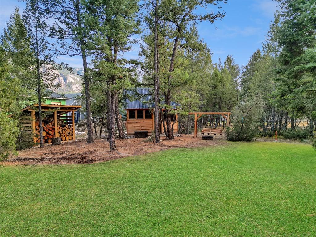 Copper Point Way, Windermere, BC - Outdoor