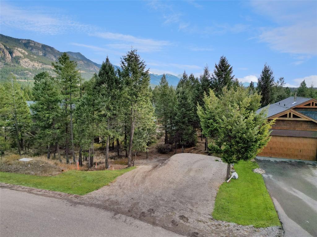 Copper Point Way, Windermere, BC - Outdoor With View