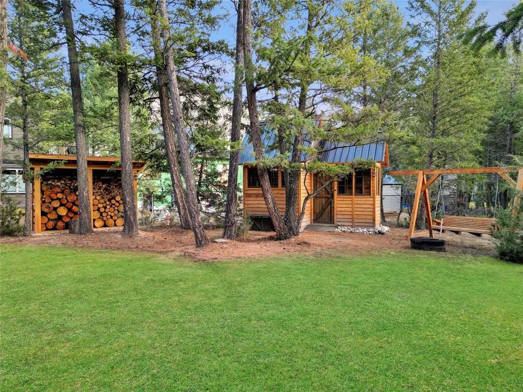 Copper Point Way, Windermere, BC - Outdoor