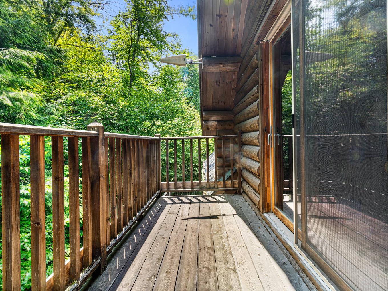 Balcon - 570 Ch. Des Pionniers, Labelle, QC - Outdoor With Exterior