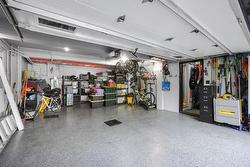 Garage -
