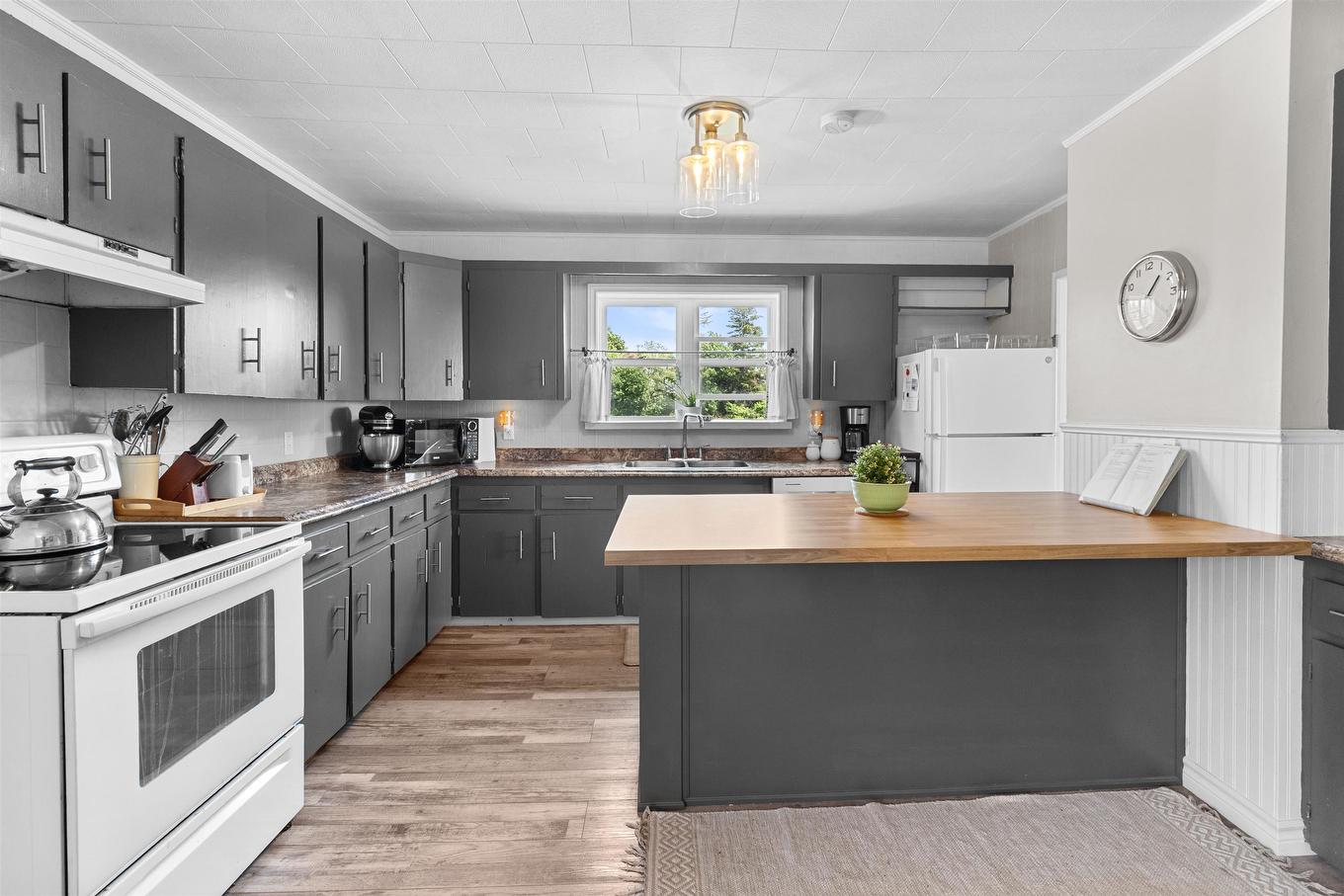 272 Queen'S Road, Montague, PE