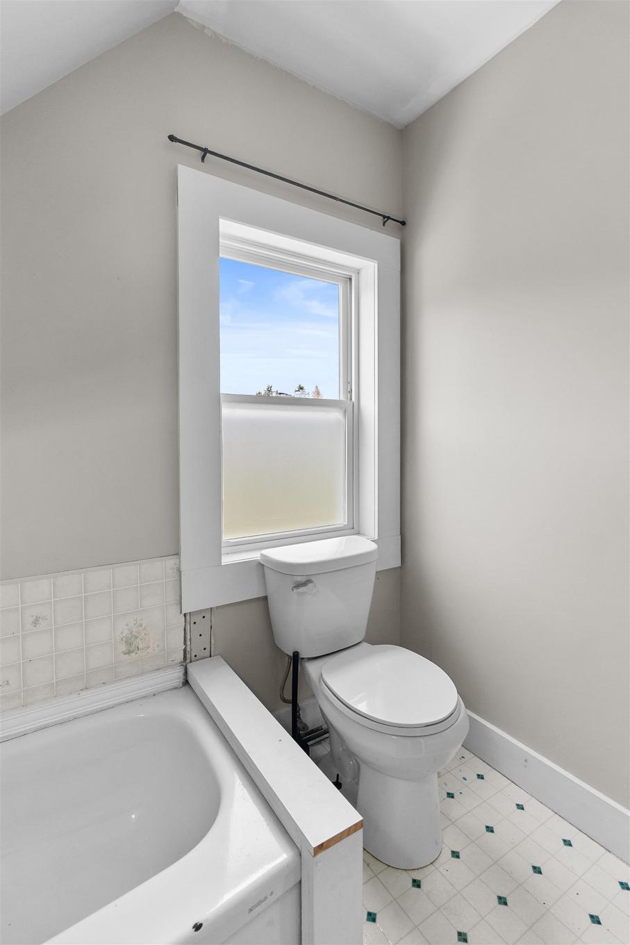 272 Queen'S Road, Montague, PE