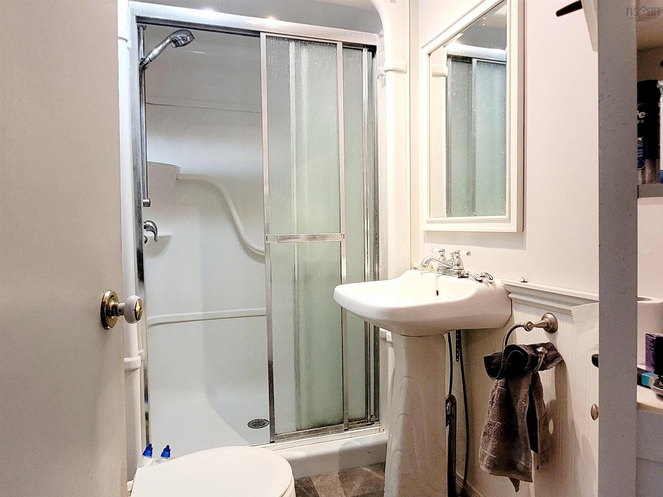 221 Highway 8, Milton, NS