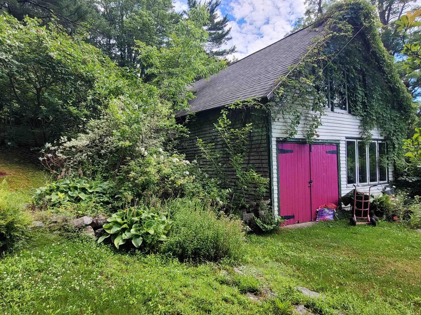 221 Highway 8, Milton, NS