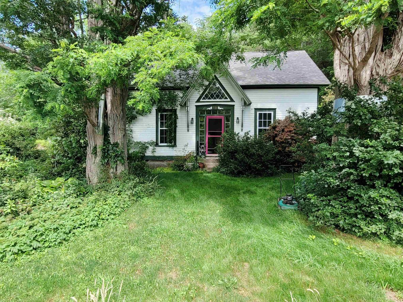 221 Highway 8, Milton, NS