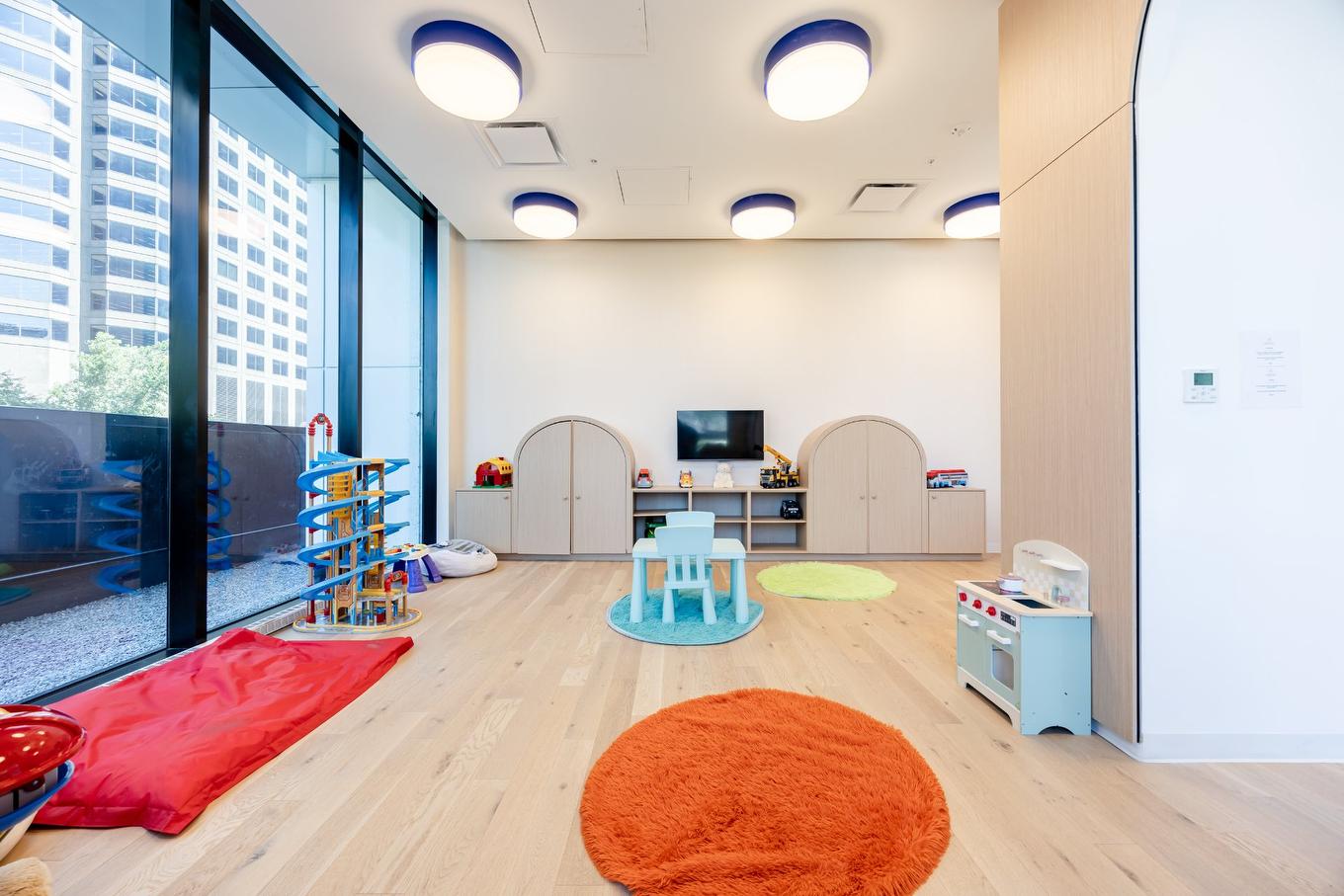 Playroom - 3614-1245 Rue De Bleury, Montréal (Ville-Marie), QC - Indoor Photo Showing Other Room