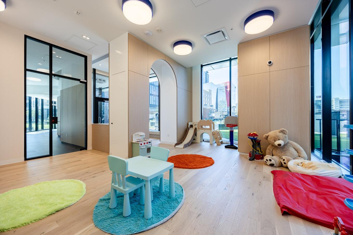 Playroom - 3614-1245 Rue De Bleury, Montréal (Ville-Marie), QC - Indoor Photo Showing Other Room