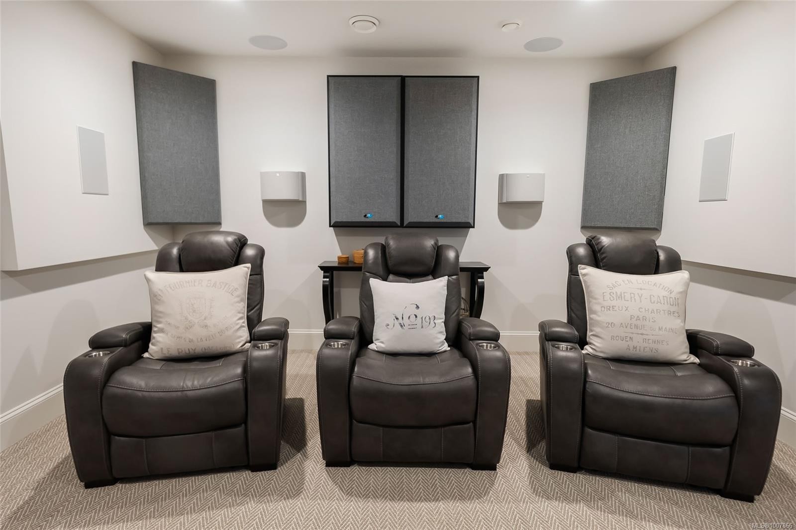 754 Nelson Rd, Campbell River, BC