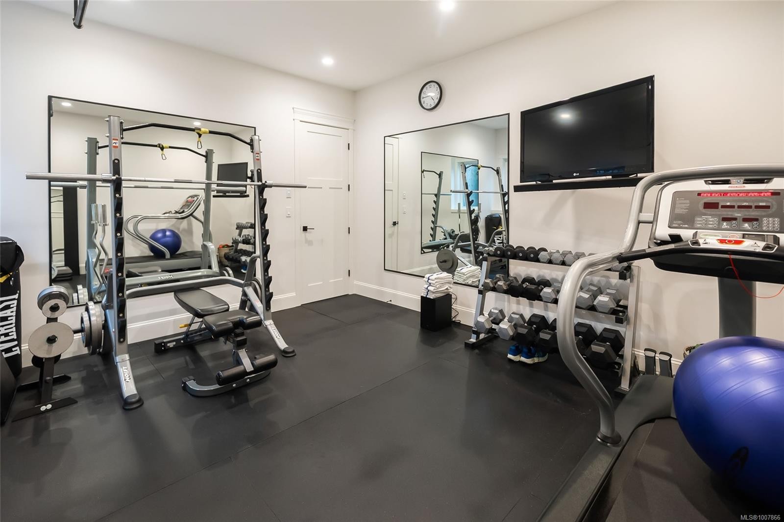 754 Nelson Rd, Campbell River, BC