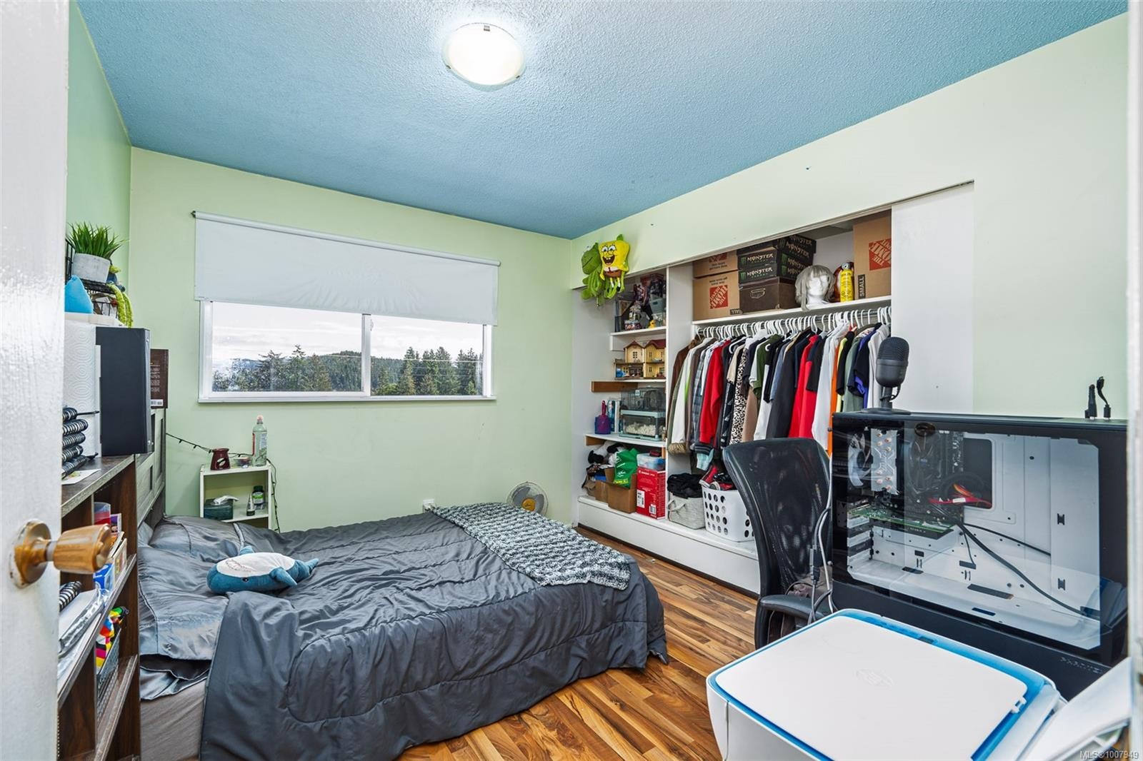 540 Macmillan Dr, Sayward, BC