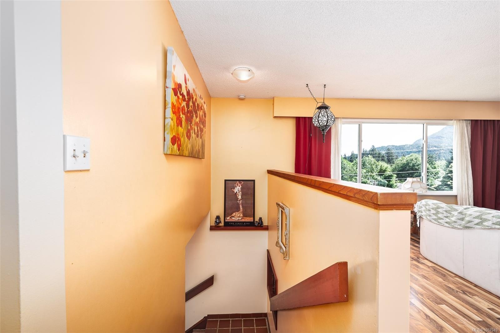 540 Macmillan Dr, Sayward, BC