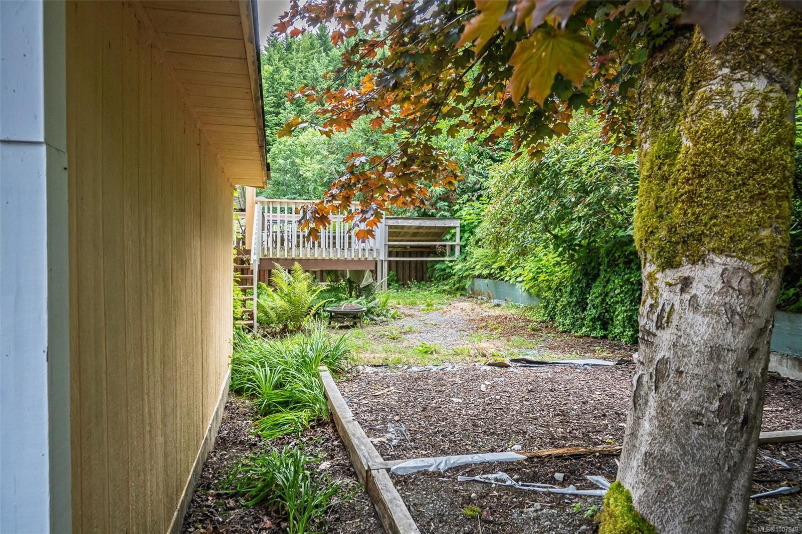 540 Macmillan Dr, Sayward, BC