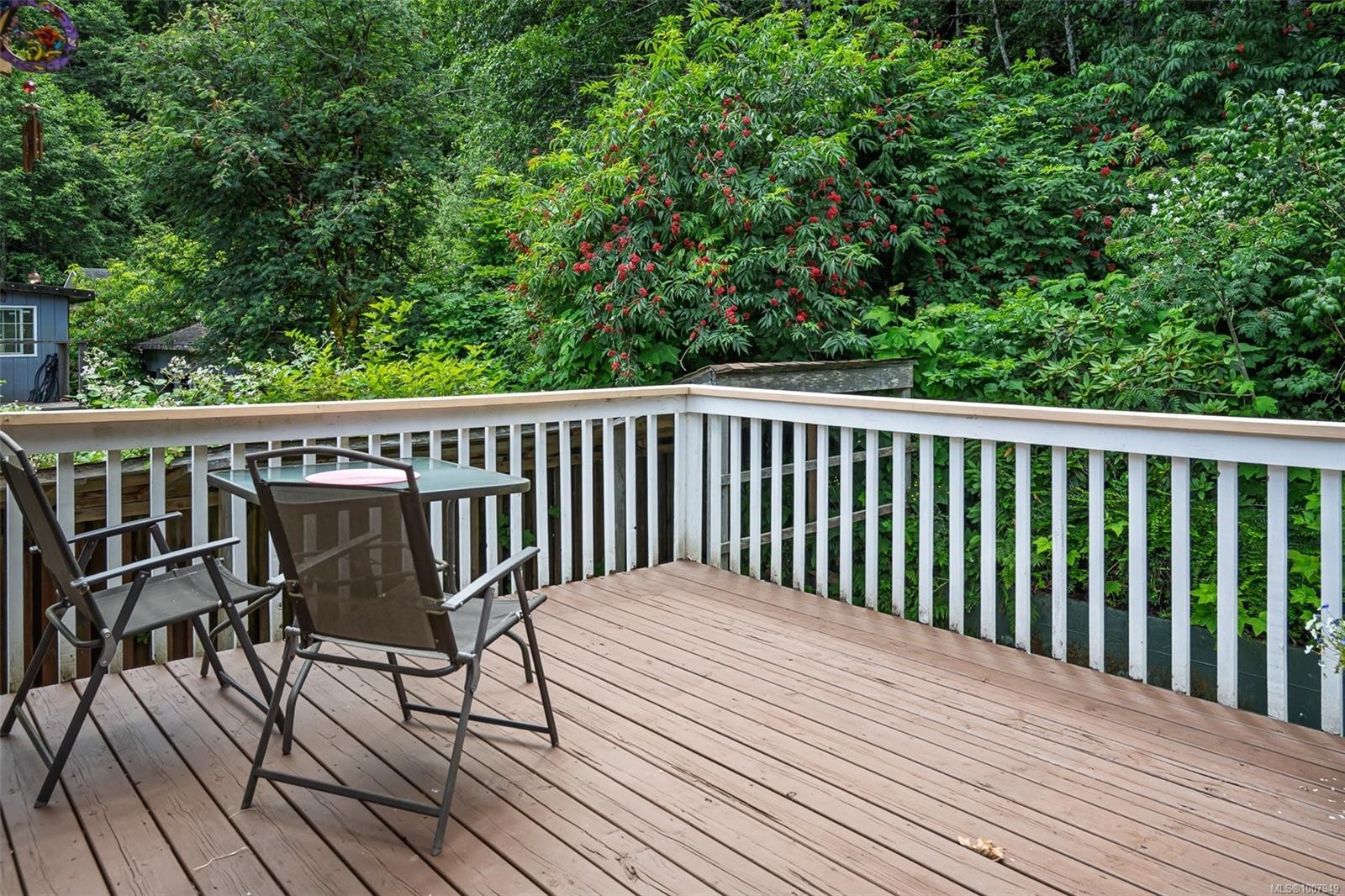 540 Macmillan Dr, Sayward, BC