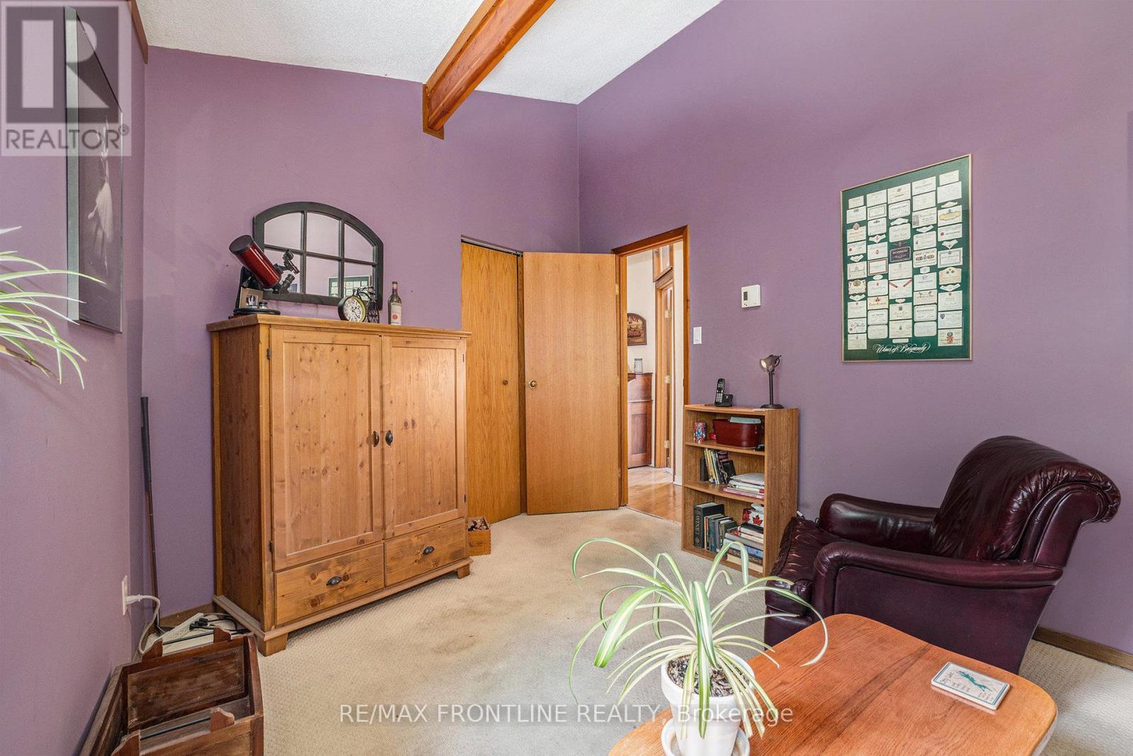 327 Lakewood Road, Tay Valley, ON - Indoor