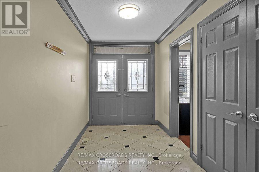 10 Tierney Drive, Ottawa, ON - Indoor Photo Showing Other Room