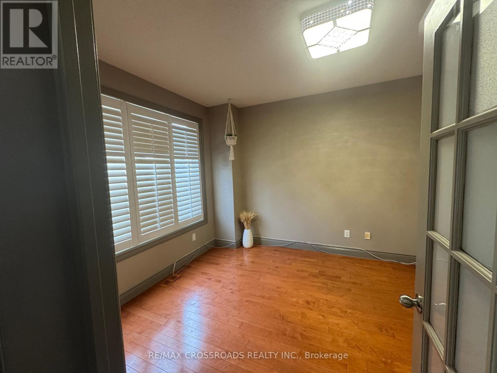 10 Tierney Drive, Ottawa, ON - Indoor Photo Showing Other Room