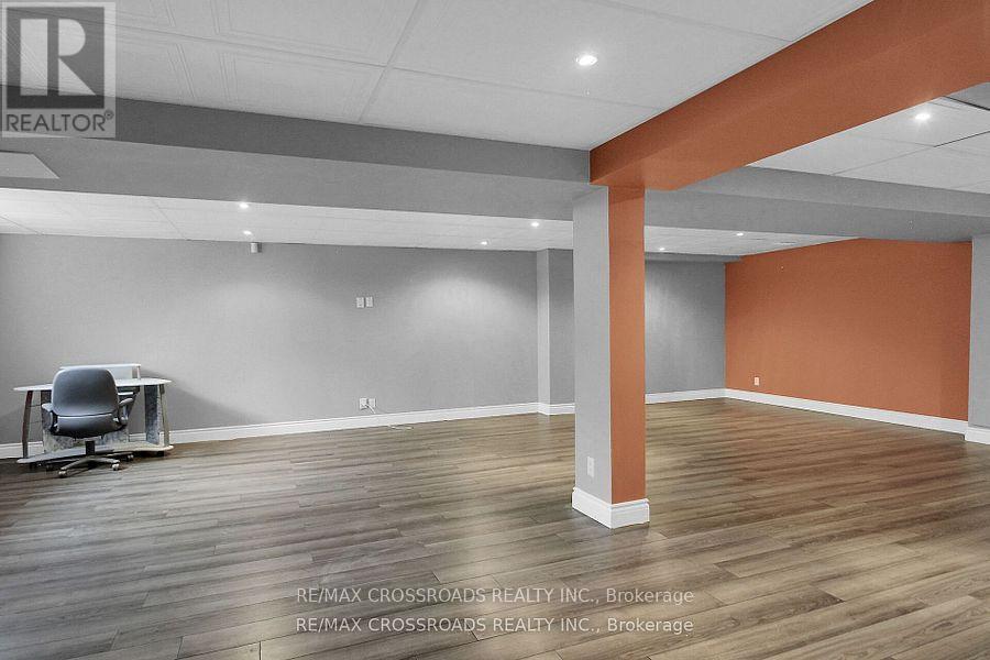 10 Tierney Drive, Ottawa, ON - Indoor Photo Showing Other Room