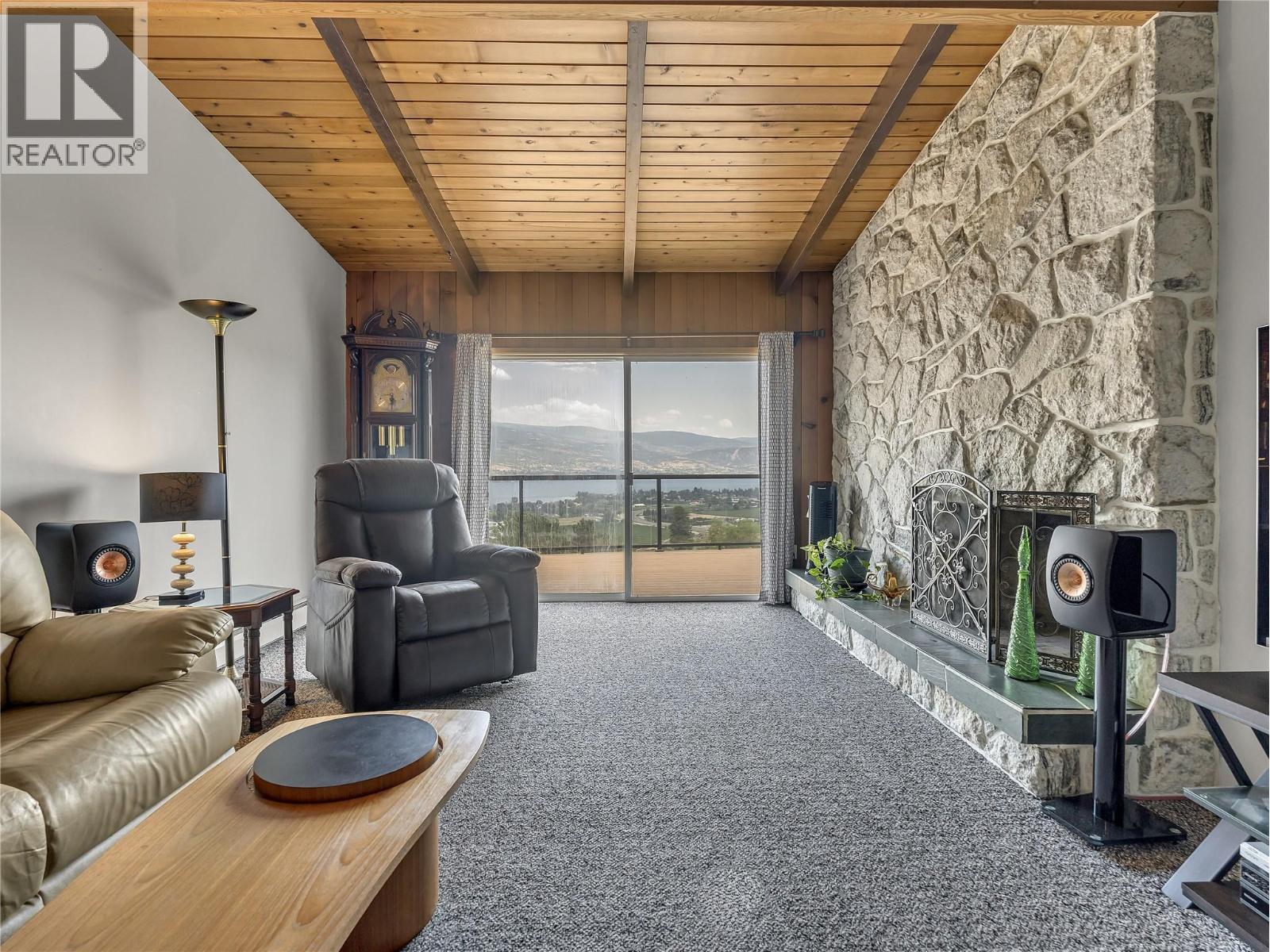 9402 Front Bench Road, Summerland, BC - Indoor Photo Showing Other Room With Fireplace