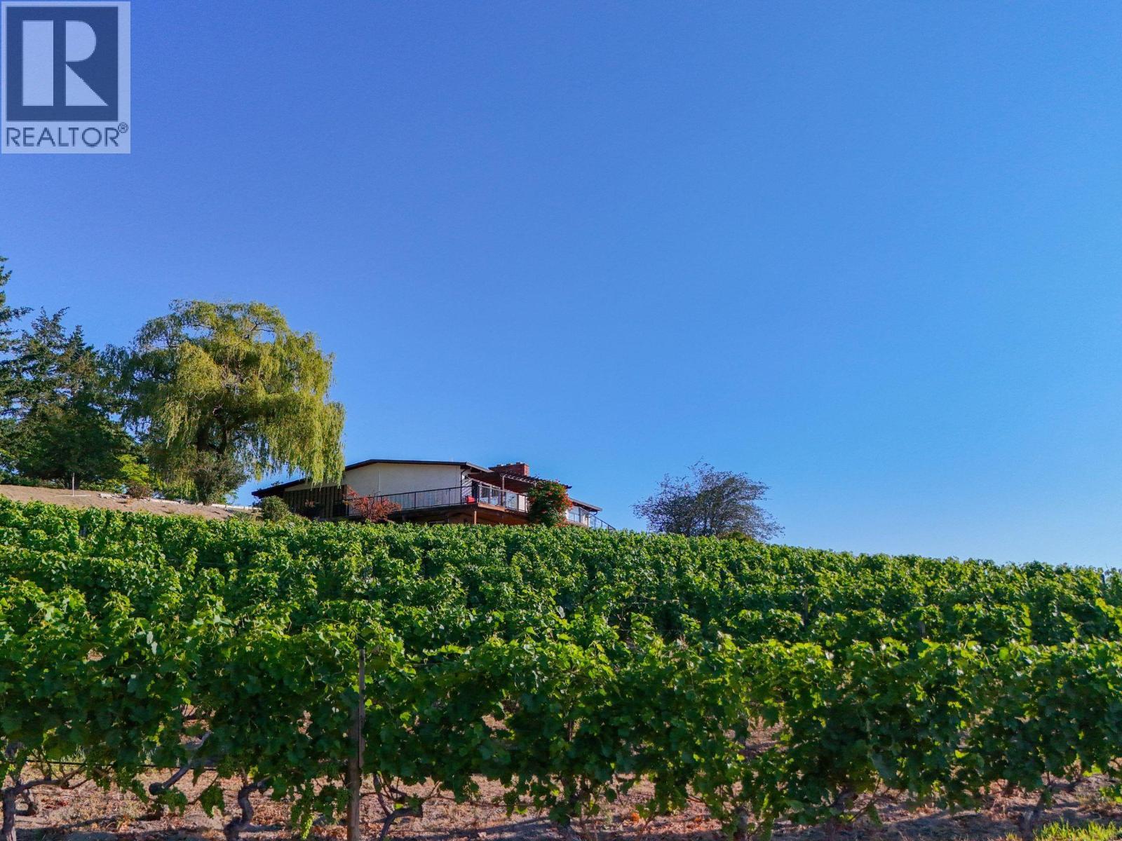 9402 Front Bench Road, Summerland, BC - Outdoor