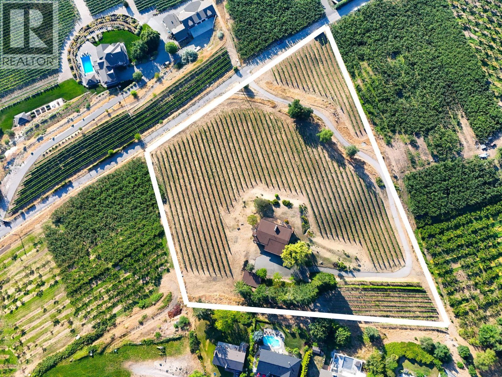 9402 Front Bench Road, Summerland, BC - Outdoor