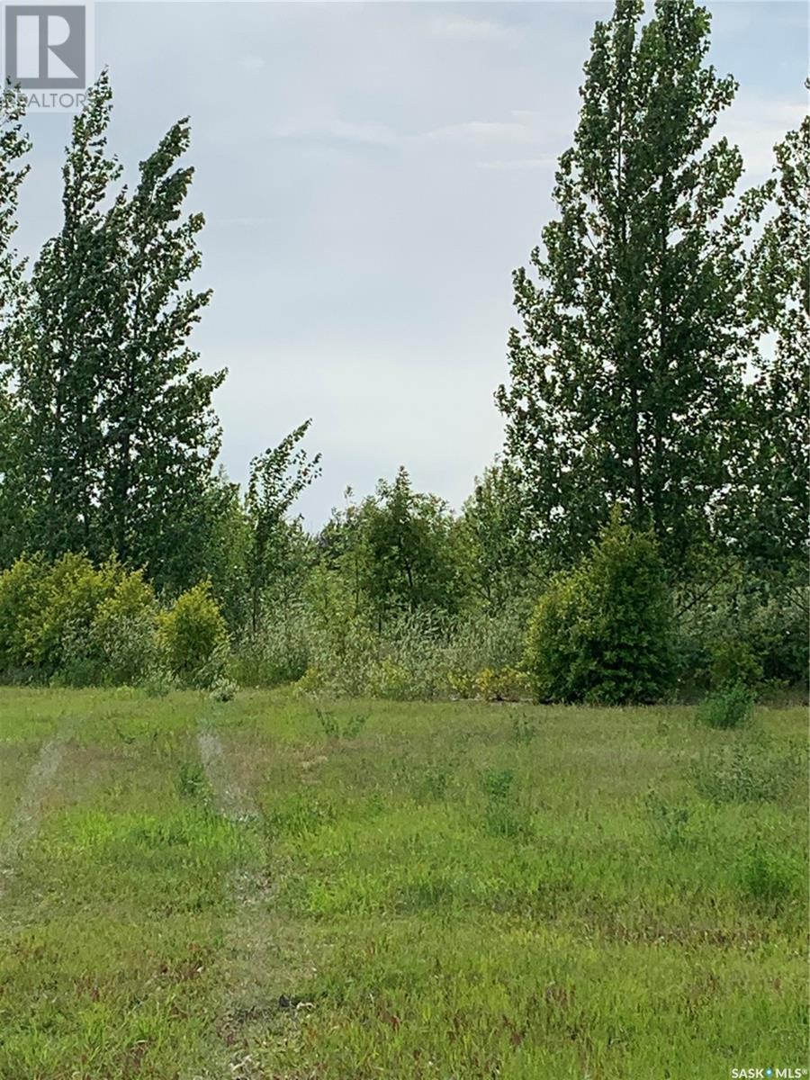 10 Lucien Lakeshore Drive, Three Lakes Rm No. 400, SK