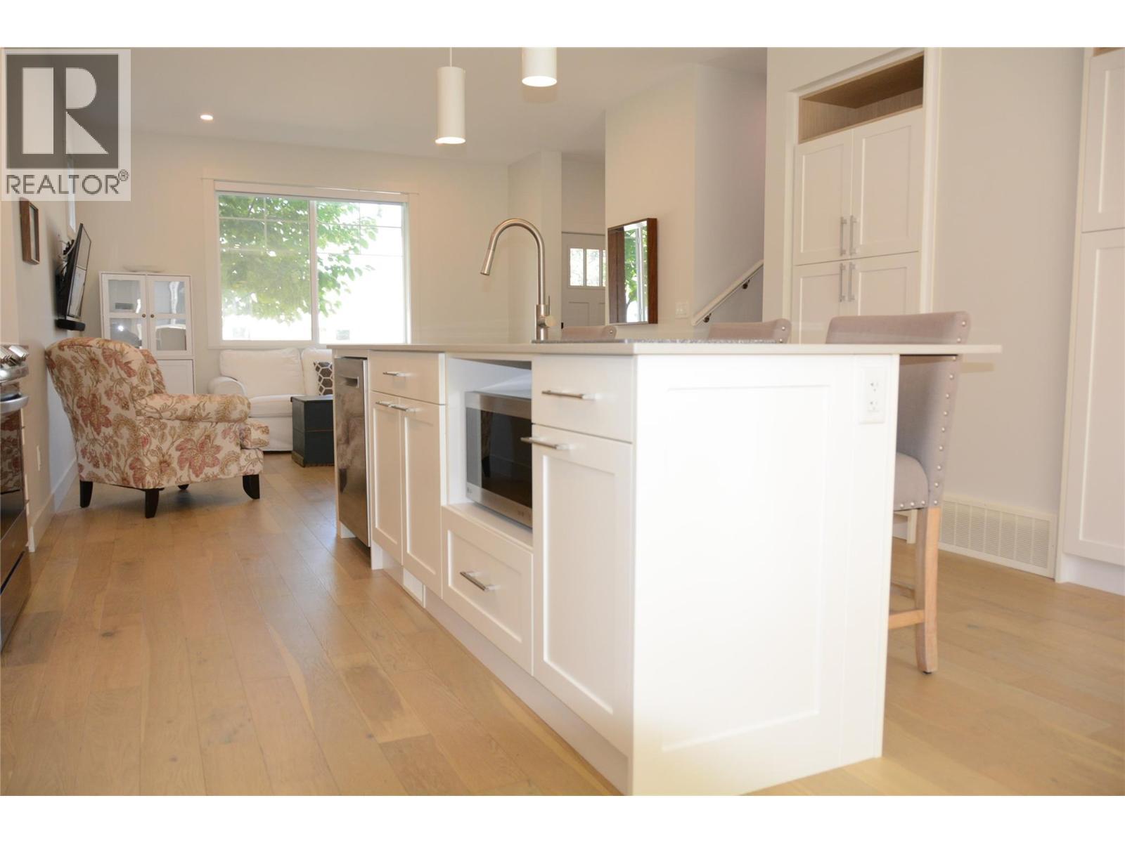 1393 9Th Avenue Unit# 104, Kamloops, BC - Indoor