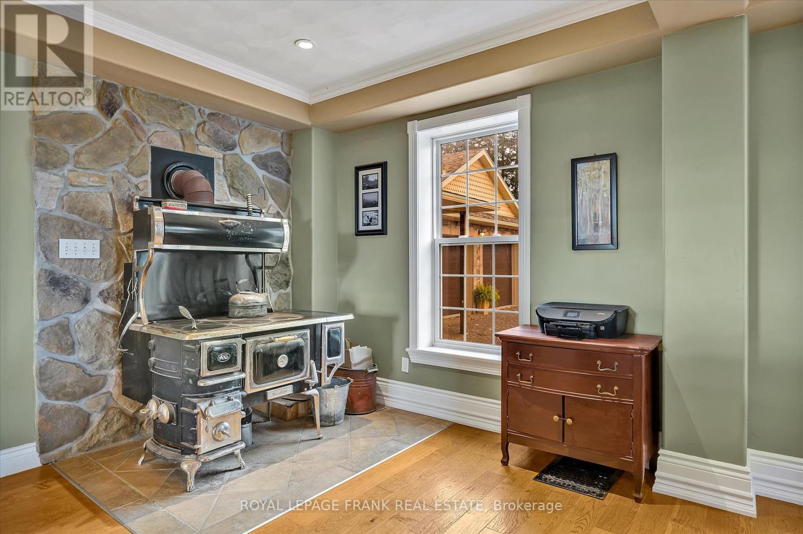 1060 Centre Line, Selwyn, ON