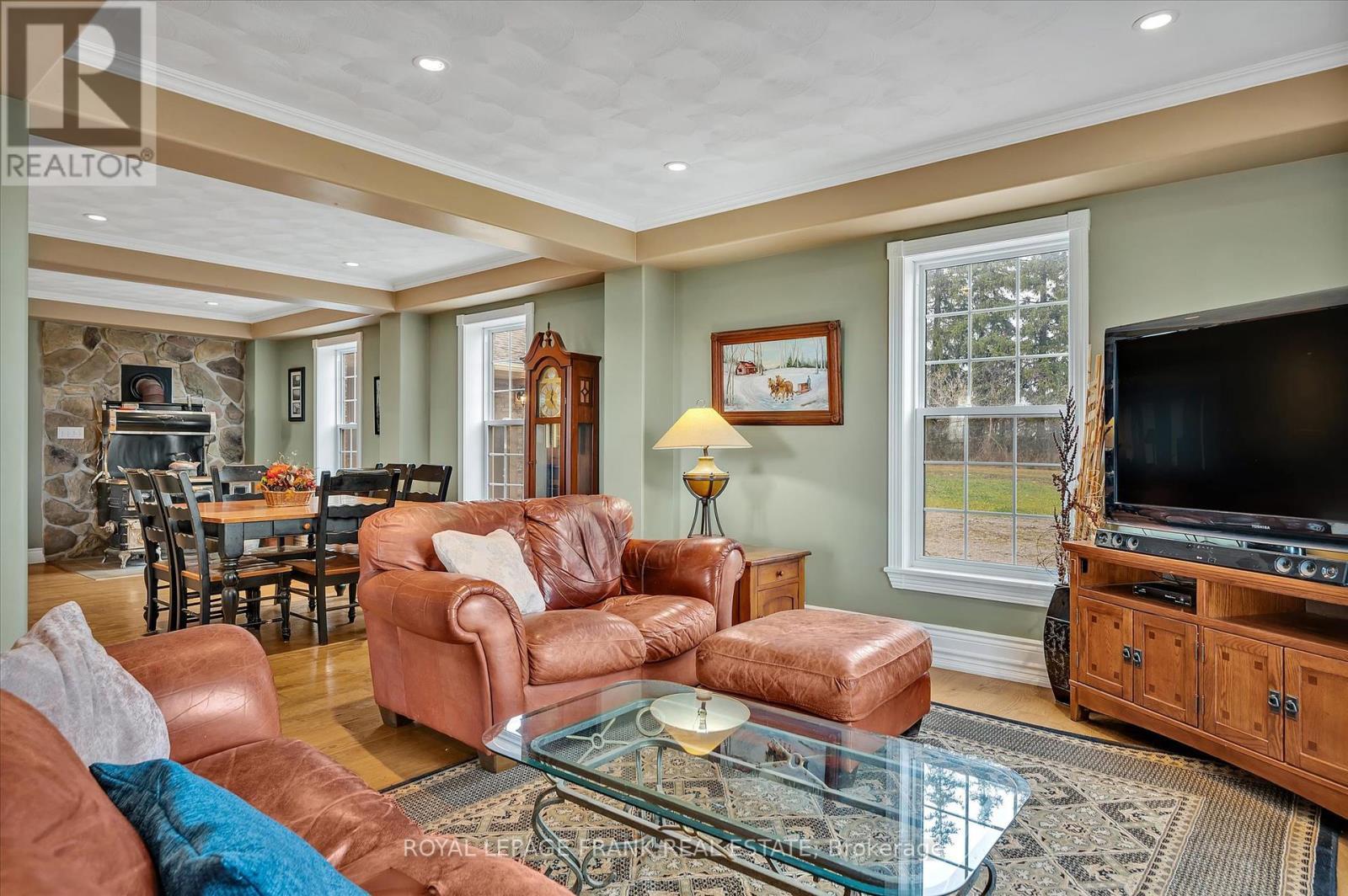 1060 Centre Line, Selwyn, ON