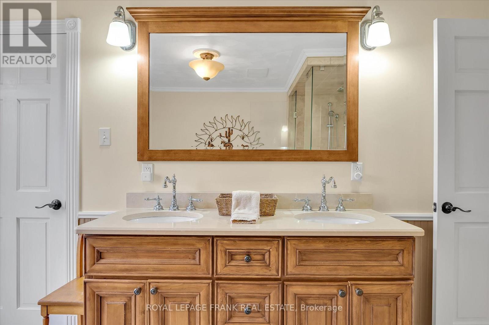 1060 Centre Line, Selwyn, ON