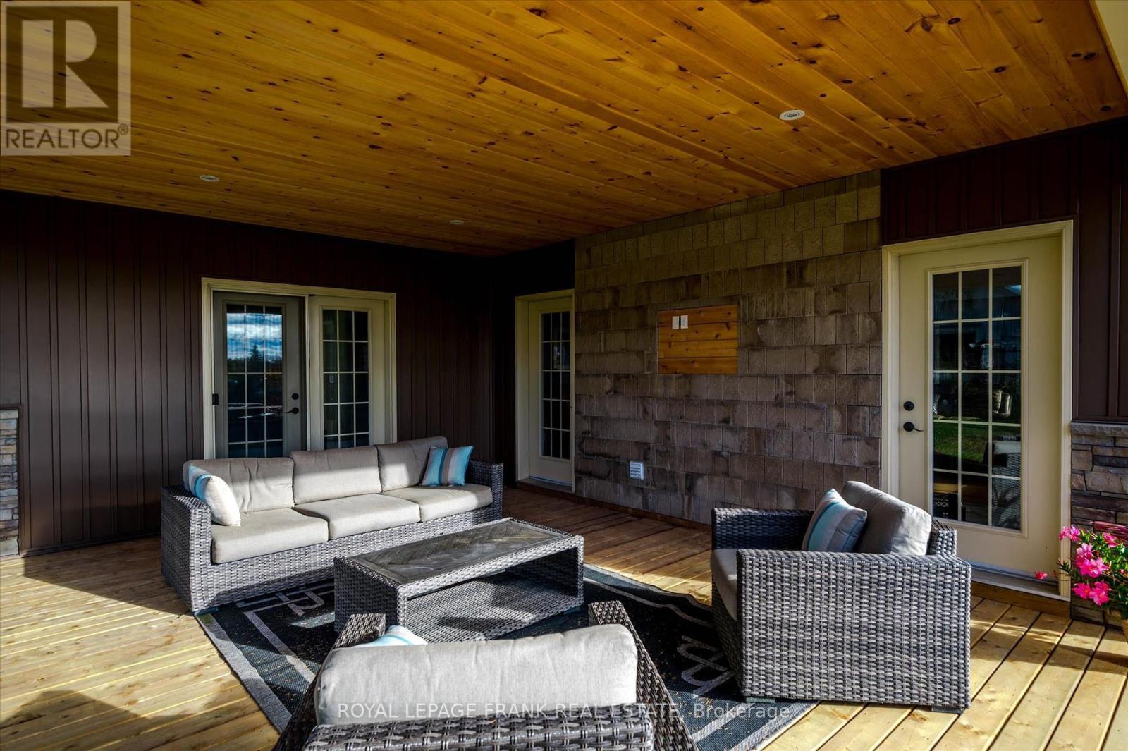 1060 Centre Line, Selwyn, ON