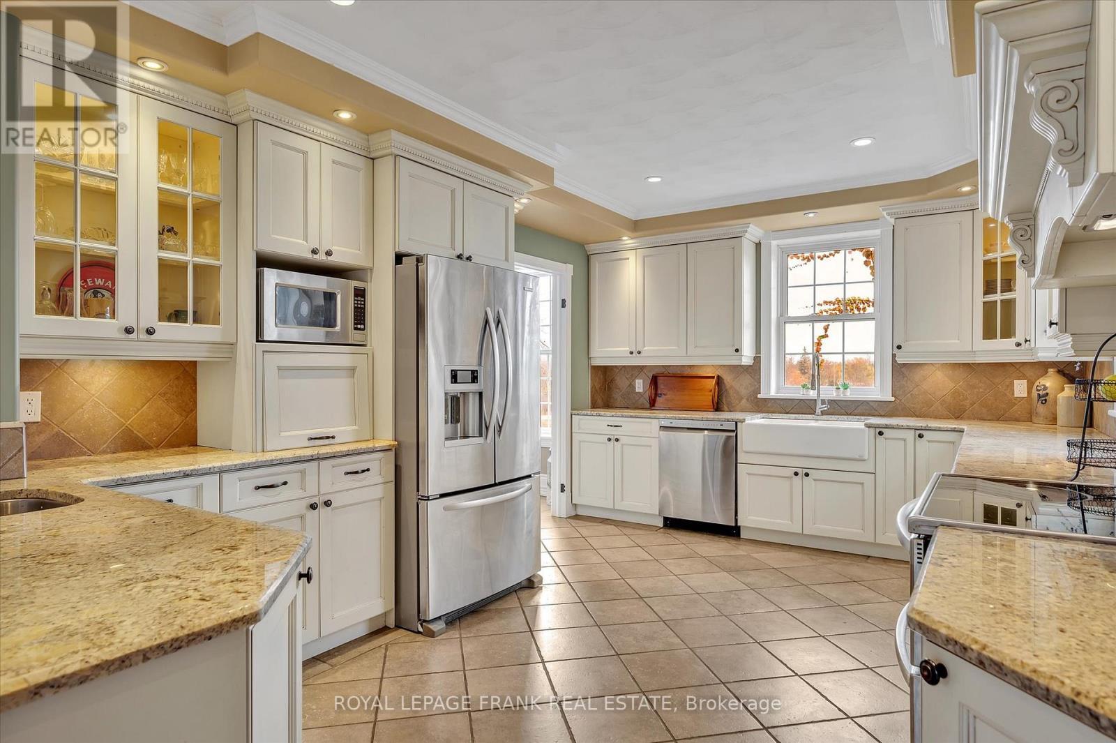 1060 Centre Line, Selwyn, ON