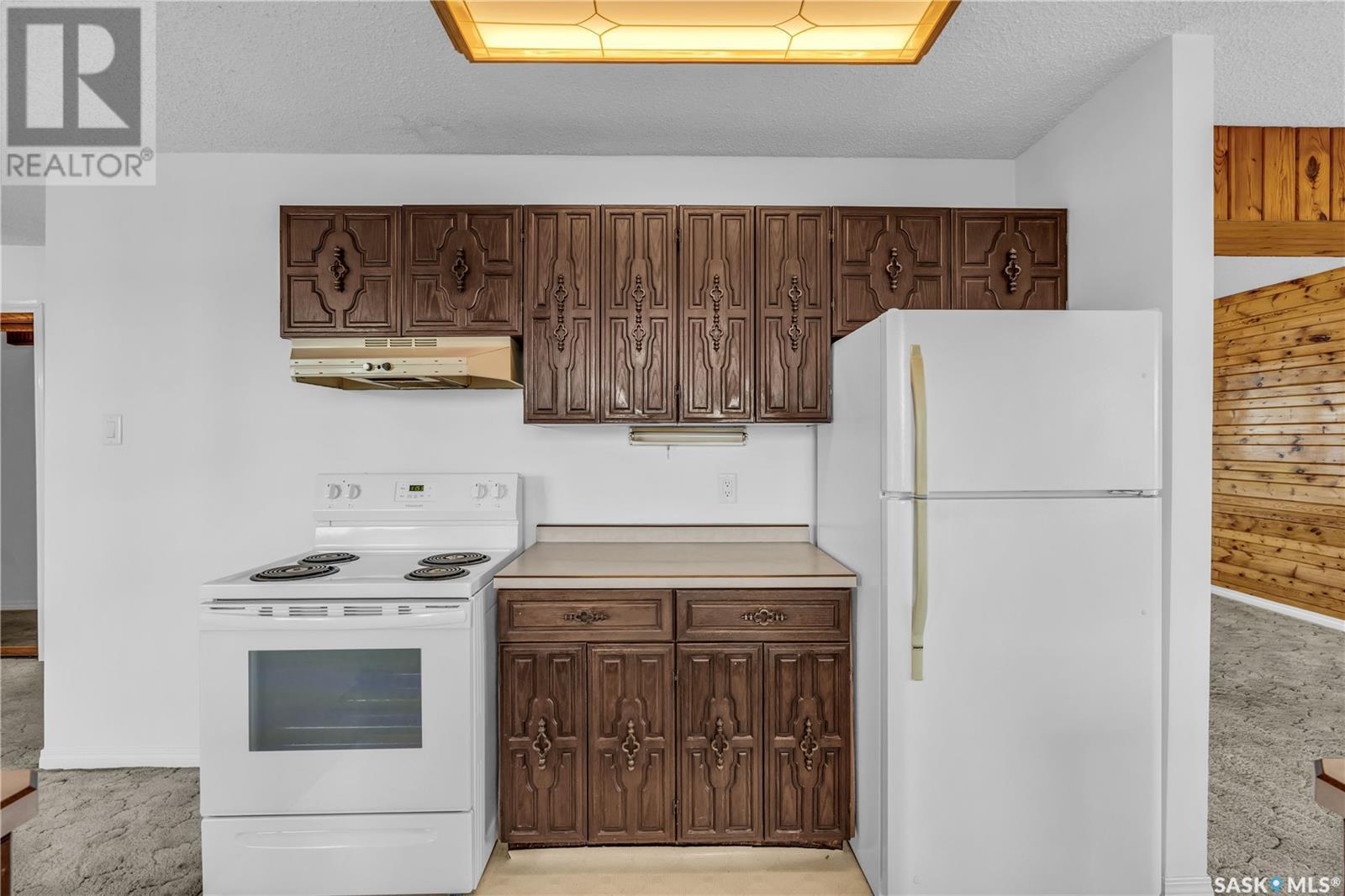115 Boyer Drive, Meota Rm No.468, SK - Indoor Photo Showing Kitchen