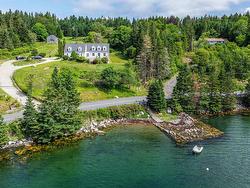 211 Indian Point Road Glen Haven, NS B3Z 2S2