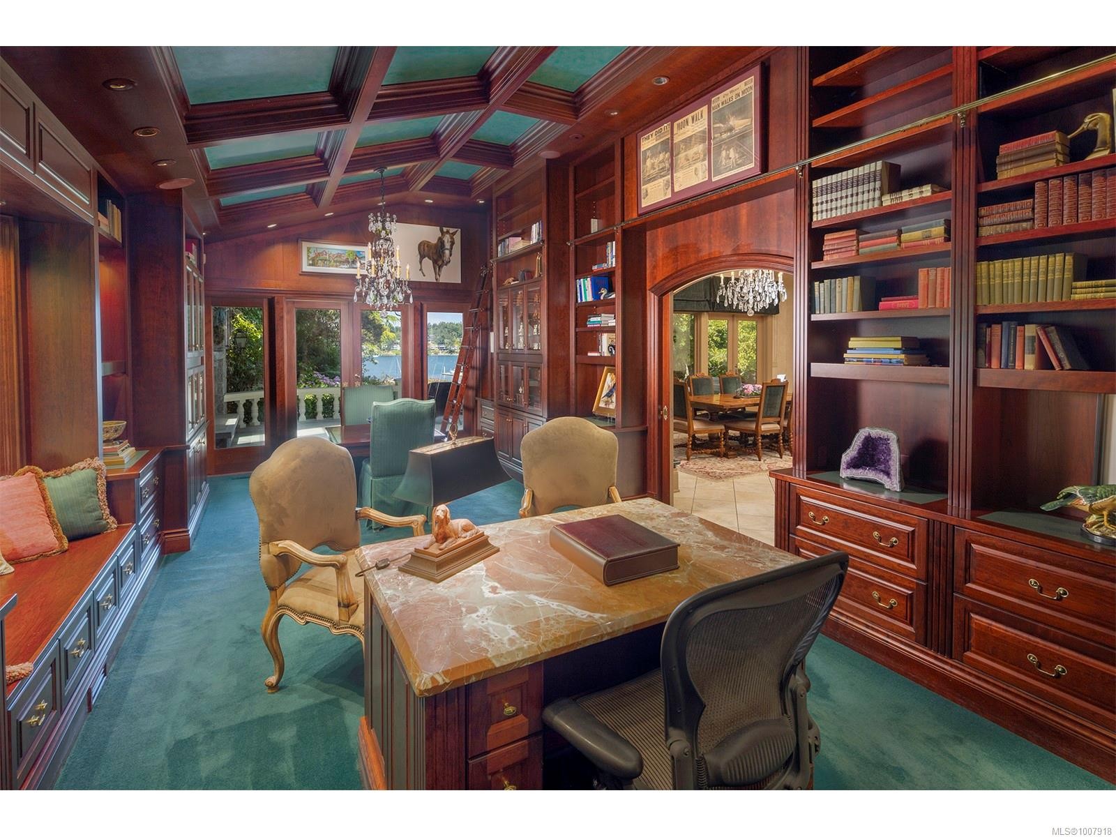 3445 Beach Dr, Oak Bay, BC