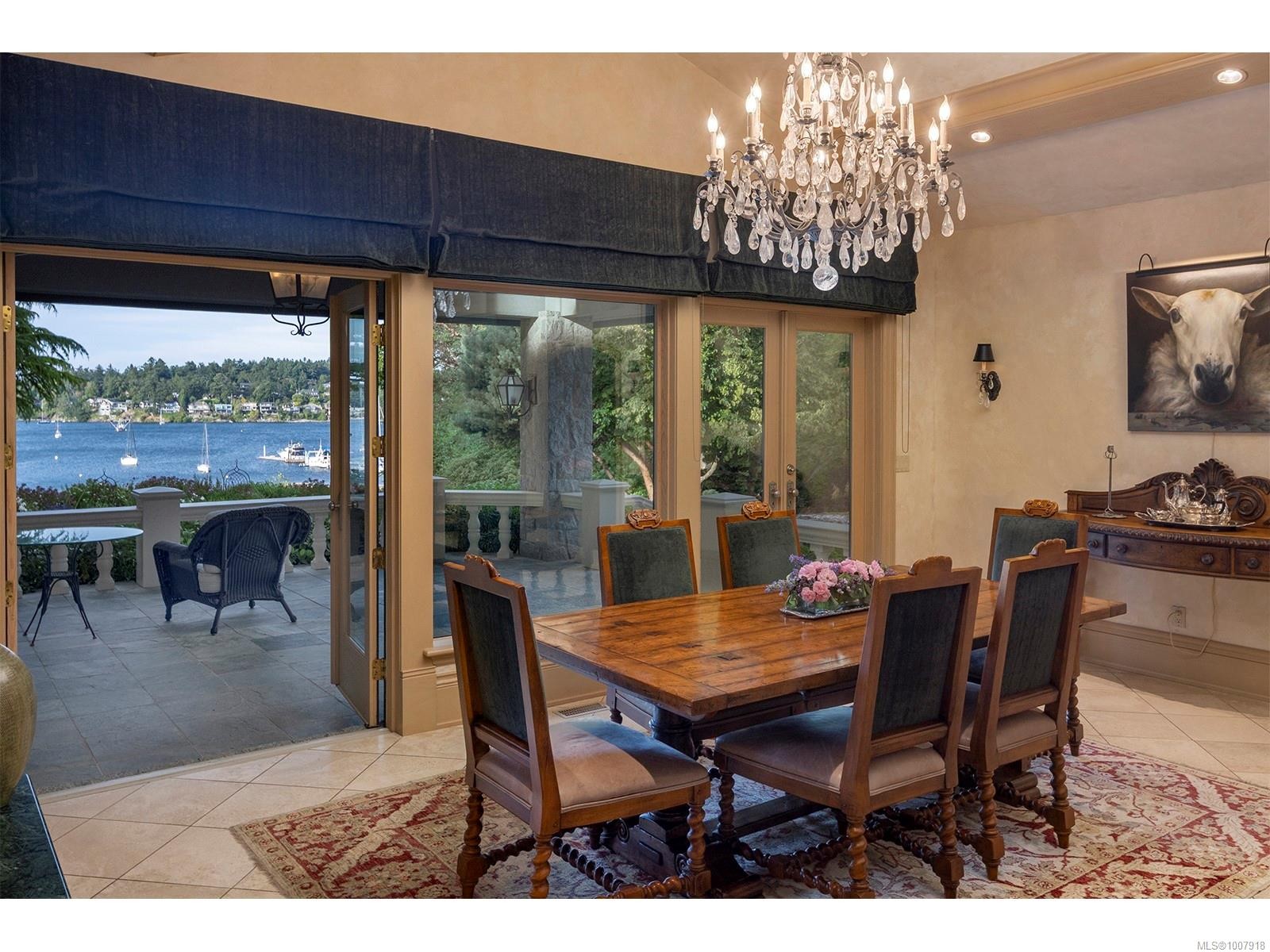 3445 Beach Dr, Oak Bay, BC