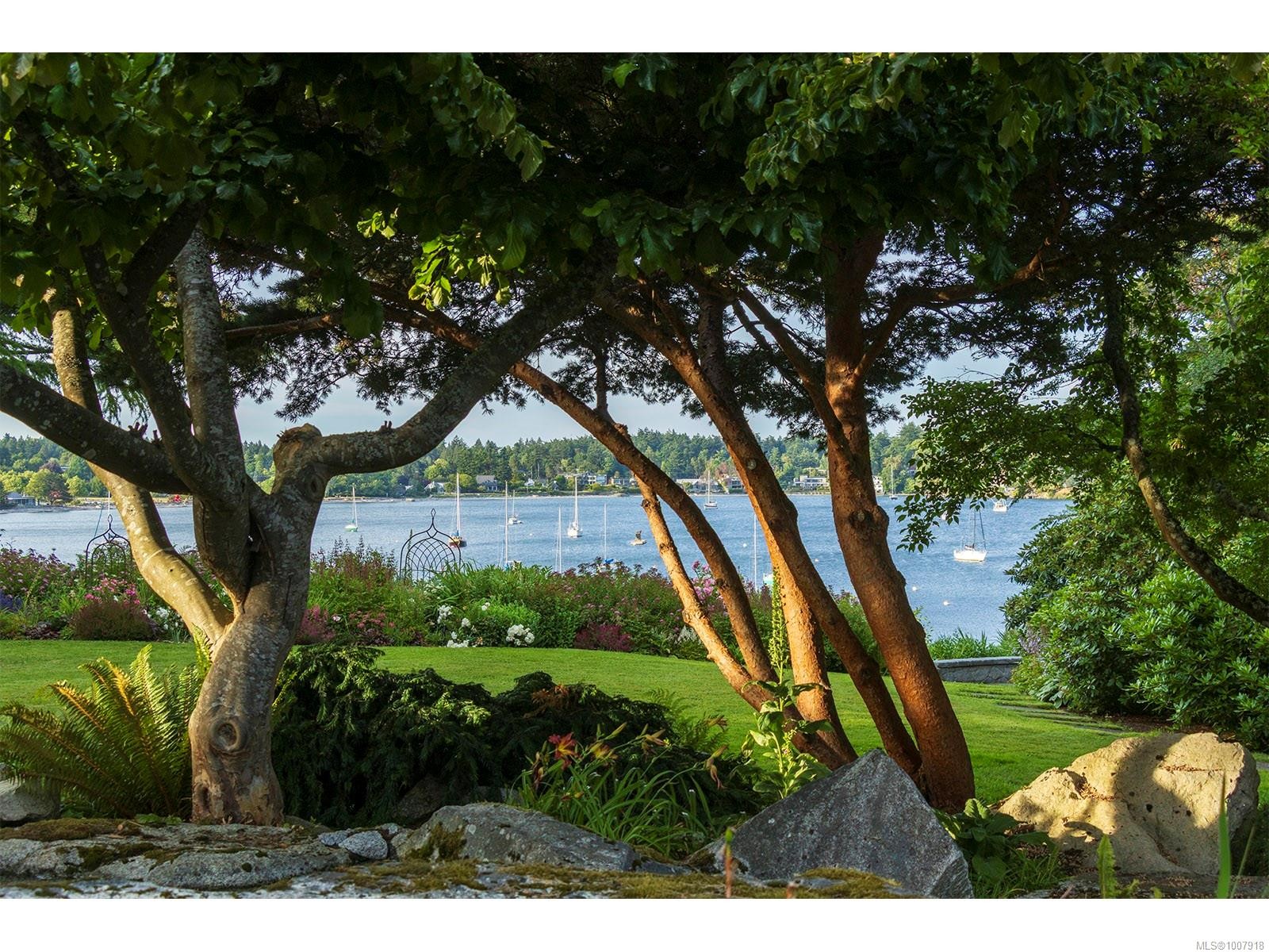 3445 Beach Dr, Oak Bay, BC